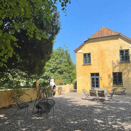 Nikolaj - Historisches Pastorat